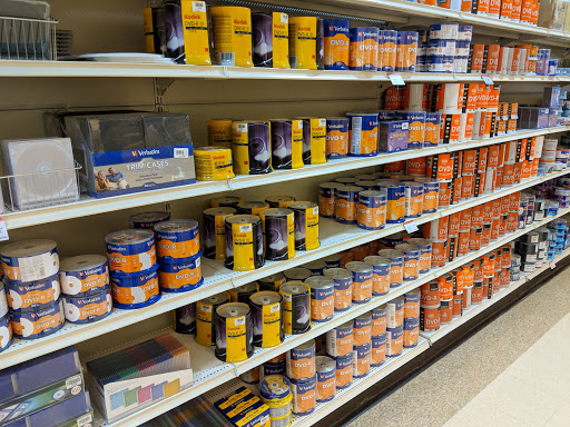 Computer Store «Micro Center», reviews and photos, 730 Memorial Dr, Cambridge, MA 02139, USA