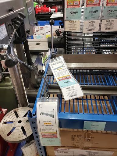 Hardware Store «Harbor Freight Tools», reviews and photos, 7523 Boulevard 26, North Richland Hills, TX 76180, USA