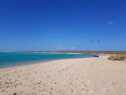 Φωτογραφία του Sandy Bay με επίπεδο καθαριότητας πολύ καθαρό