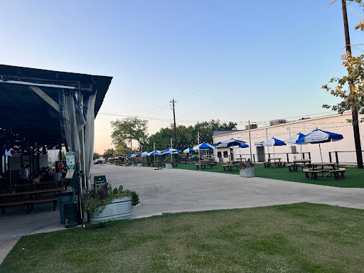 Brewpub «Karbach Brewing Co.», reviews and photos, 2032 Karbach St, Houston, TX 77092, USA