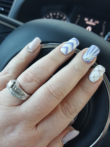 Hair Salon «5th Avenue Hair Salon», reviews and photos, 1032-C Greenville Hwy, Hendersonville, NC 28792, USA