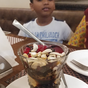 Hotel Kusum Valley And Restaurant photo