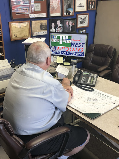 Used Car Dealer «Northwest Auto Sales», reviews and photos, 5726 N Northwest Hwy, Chicago, IL 60646, USA