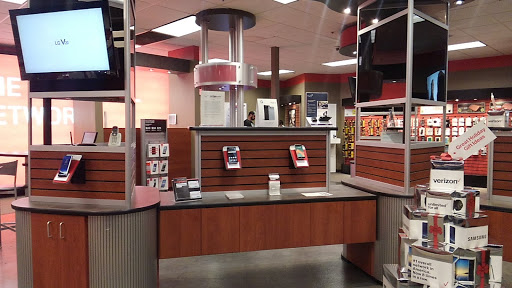 Cell Phone Store «Verizon Authorized Retailer – Cellular Sales», reviews and photos, 1489 E Court St, Seguin, TX 78155, USA