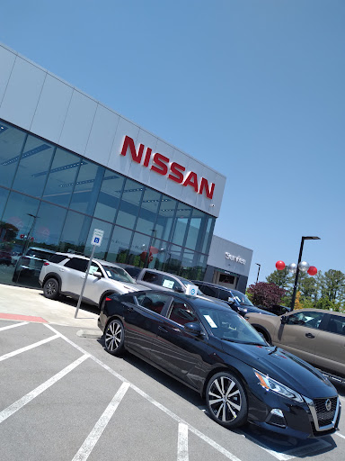 Nissan Dealer «Benton Nissan of Columbia», reviews and photos, 1510 Nashville Hwy, Columbia, TN 38401, USA