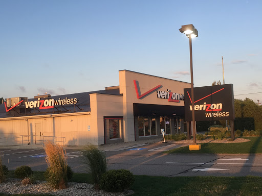 Cell Phone Store «Verizon», reviews and photos, 365 Gorham Rd, South Portland, ME 04106, USA