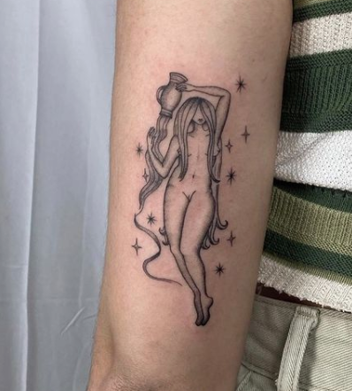 Explore simple skull tattoo ideas, creative tattoo ideas in Los Angeles, available at Malaka Tattoo Collective