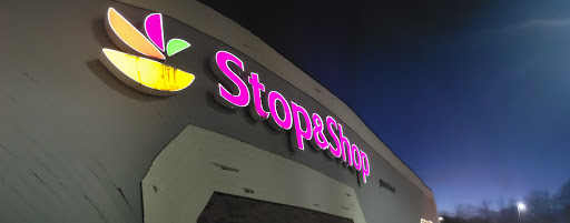 Supermarket «Super Stop & Shop», reviews and photos, 898 Bridgeport Ave, Shelton, CT 06484, USA
