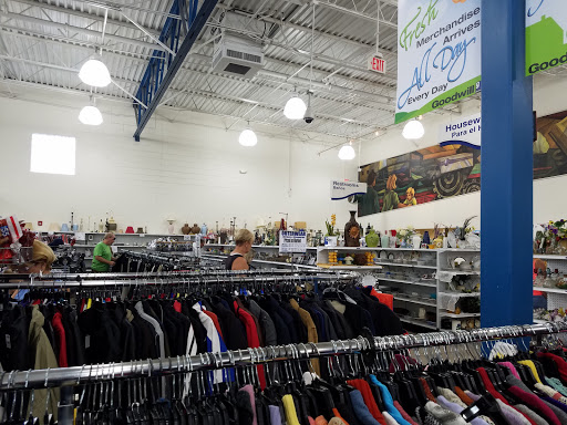 Thrift Store «Goodwill Crystal River Store Crystal River Plaza», reviews and photos