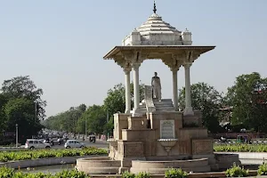 Sawai Jai Singh Ji Statue image