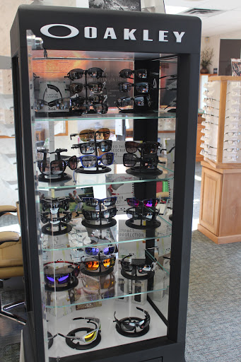 Optometrist «Hamilton Eyecare Center», reviews and photos, 1360 Eaton Ave, Hamilton, OH 45013, USA