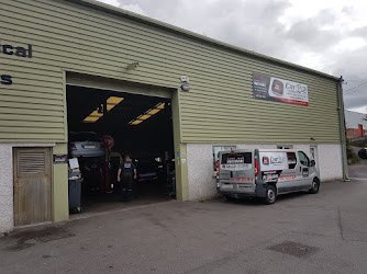 CORK CAR MECHANIC CAR GAS SYSTEMS