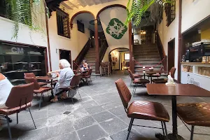 El Cafe de Don Manuel image