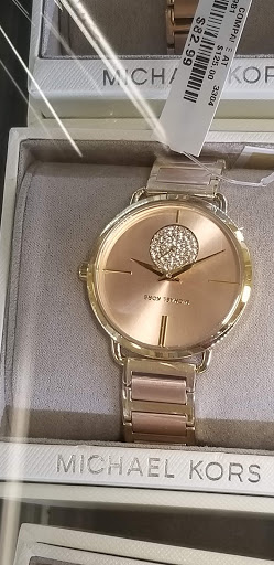 Department Store «T.J. Maxx», reviews and photos, 1300 Shingle Creek Xing, Brooklyn Center, MN 55430, USA