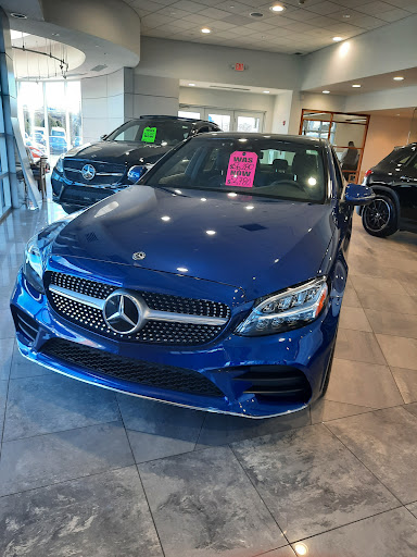 Mercedes Benz Dealer «New Country Motor Cars, Inc», reviews and photos, 1 Weston St, Hartford, CT 06120, USA