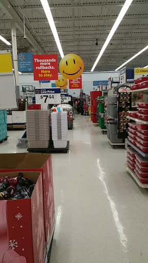 Discount Store «Walmart», reviews and photos, 2300 Dixwell Ave, Hamden, CT 06514, USA