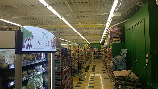 Pet Supply Store «Pet Supplies Plus», reviews and photos, 42241 Garfield Rd, Charter Twp of Clinton, MI 48038, USA