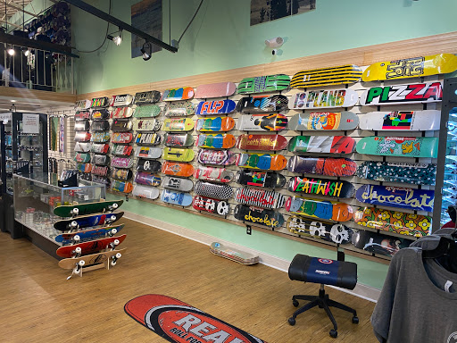 Sporting Goods Store «Sun Valley Sports», reviews and photos, 3900 Medina Rd U, Akron, OH 44333, USA