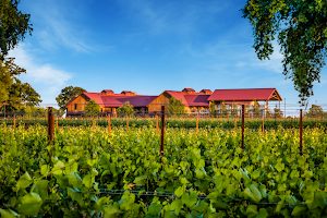 Oak Farm Vineyards image