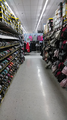 Discount Store «Kmart», reviews and photos, 895 Faulkner Rd, Santa Paula, CA 93060, USA