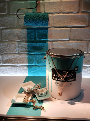 Jewelry Store «Tiffany & Co.», reviews and photos, 730 N Michigan Ave, Chicago, IL 60611, USA