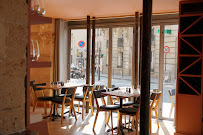 Atmosphère du Restaurant ZINCOU - Vins & Tapas à Paris - n°15