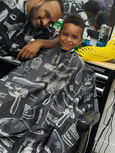 Barber Shop «Central Barber Shop», reviews and photos, 9455 NW 17th Ave # B, Miami, FL 33147, USA