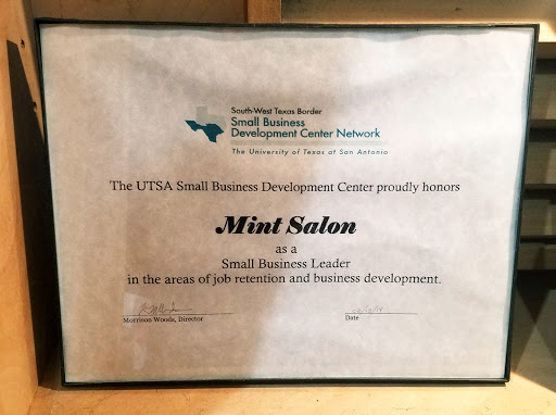 Beauty Salon «Mint Salon A Paul Mitchell Focus Salon», reviews and photos, 1016 S Presa St, San Antonio, TX 78210, USA