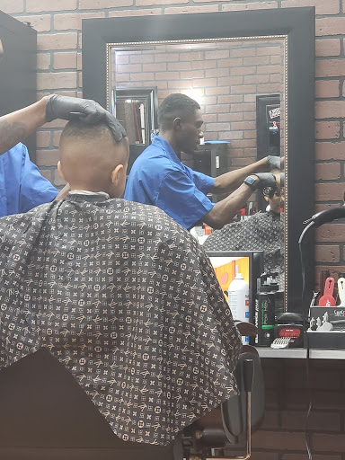 Barber Shop «Main Street Barbershop», reviews and photos, 2810 N University Dr, Coral Springs, FL 33065, USA
