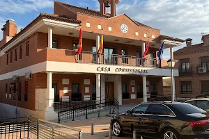 Los Santos de la Humosa Town Hall image