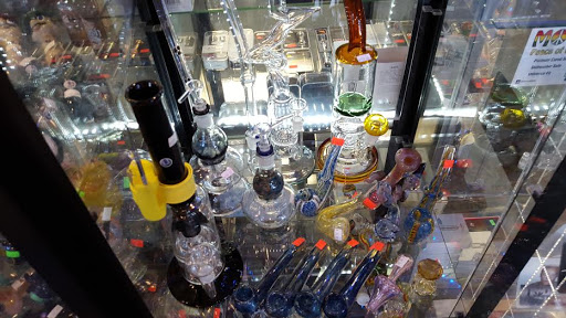 Tobacco Shop «GoodFellas Smoke Shop», reviews and photos, 1007 Caprice Dr, Castle Rock, CO 80109, USA