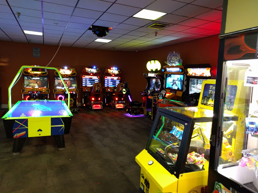 Bowling Alley «Sawgrass Lanes», reviews and photos, 8501 N University Dr, Pompano Beach, FL 33321, USA