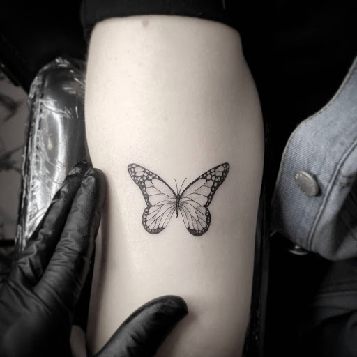 Explore beautiful flower tattoo ideas, creative tattoo ideas in Miami Beach, available at Tattoos by Lou Miami - South Beach