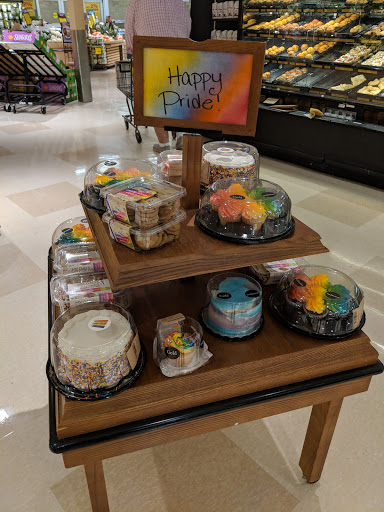 Grocery Store «Hannaford Supermarket», reviews and photos, 217 Dorset St, South Burlington, VT 05403, USA