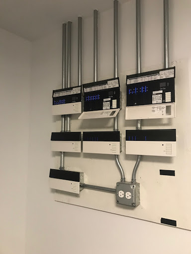 Electrician «Highlights Chicago Electrical Services», reviews and photos, 5766 N Lincoln Ave, Chicago, IL 60659, USA