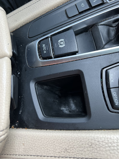 Car Detailing Service «Wheaton Car Wash & Detail», reviews and photos, 1520 E Roosevelt Rd, Wheaton, IL 60187, USA