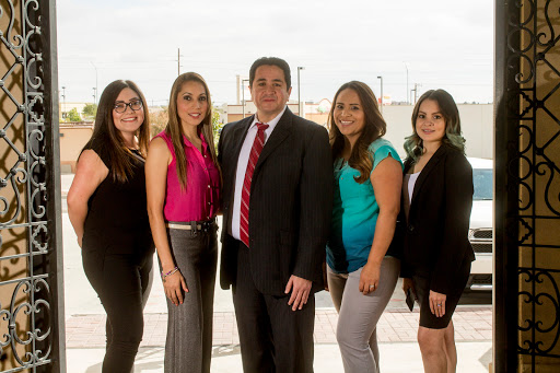 Attorney «El Paso Traffic Ticket Firm - Attorney Robert Navar», reviews and photos