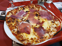 Salami du Pizzeria le Tremplin à Mont-Dore - n°2