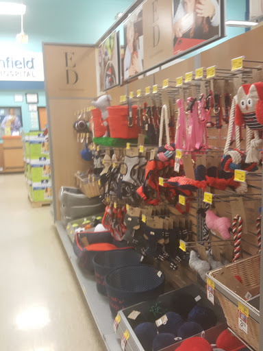 Pet Supply Store «PetSmart», reviews and photos, 170 E Stacy Rd, Allen, TX 75002, USA