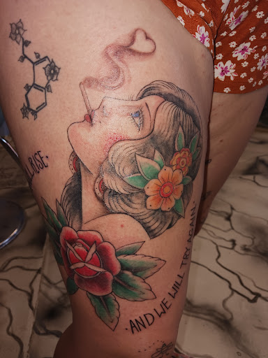 Explore cancer zodiac tattoo ideas, creative tattoo ideas in Florence, available at Tattoo Therapy