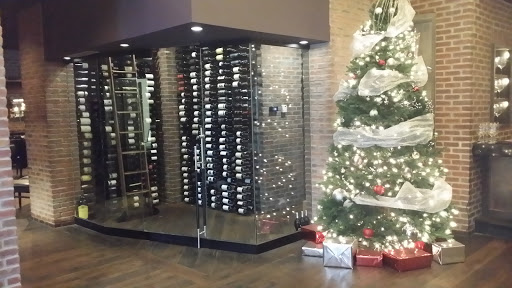 Fine Dining Restaurant «Scotch & Sirloin», reviews and photos, 5325 E Kellogg Dr, Wichita, KS 67218, USA