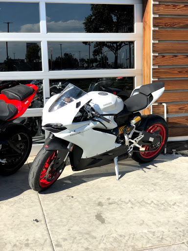 Motorcycle Dealer «LA Cyclesports», reviews and photos, 8515 La Cienega Blvd, Inglewood, CA 90301, USA