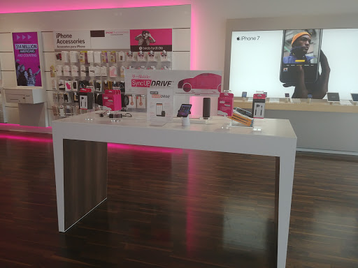 Cell Phone Store «T-Mobile», reviews and photos, 7305 Sudley Rd, Manassas, VA 20109, USA