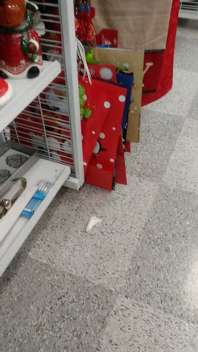 Clothing Store «Ross Dress for Less», reviews and photos, 7290 191st St, Tinley Park, IL 60477, USA