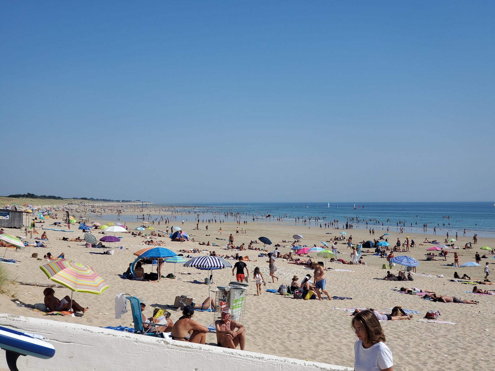Gollandieres beach'in fotoğrafı çok temiz temizlik seviyesi ile
