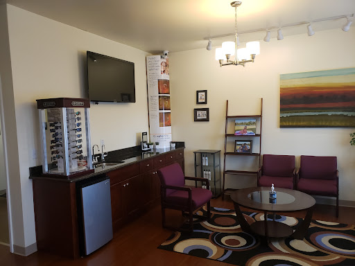Eye Care Center «Riverview Eye Care», reviews and photos, 13135 Kings Lake Dr #101, Gibsonton, FL 33534, USA