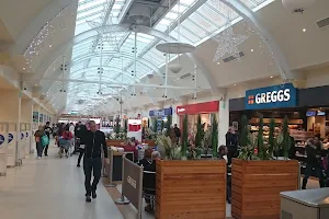 Beaumont Shopping Centre image