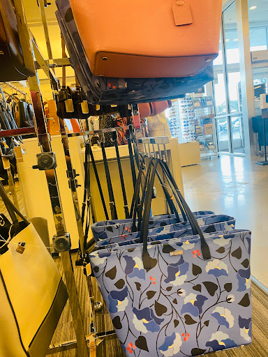 Department Store «Nordstrom Rack Lake Brandon Plaza», reviews and photos, 11201 Causeway Blvd, Brandon, FL 33511, USA