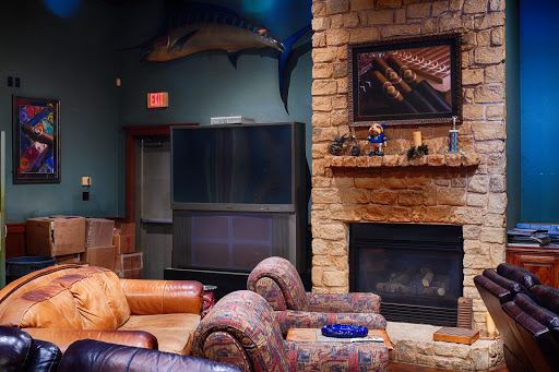 Tobacco Shop «Arlington Cigar», reviews and photos, 827 NE Green Oaks Blvd, Arlington, TX 76006, USA