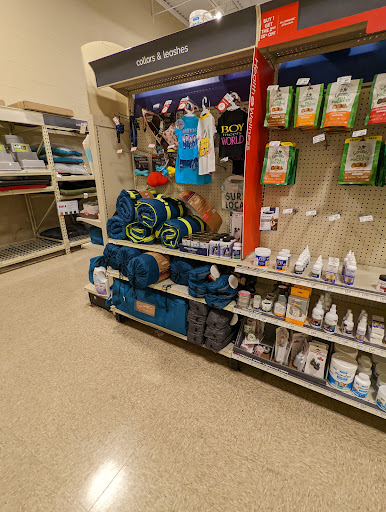 Pet Supply Store «PetSmart», reviews and photos, 16760 Highlands Center Blvd, Bristol, VA 24202, USA